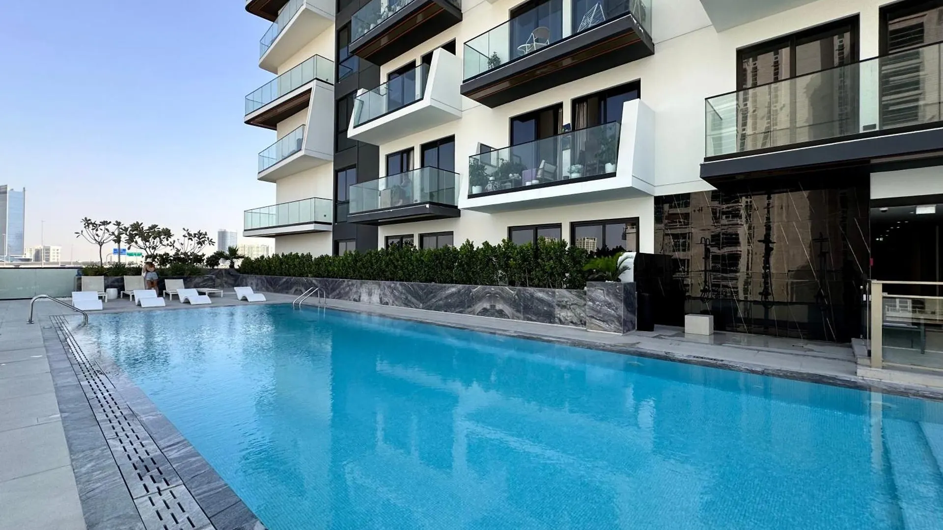 Modern 1Br Apartment - Jvc - Wifi - Pool - Gym Dubai United Arab Emirates