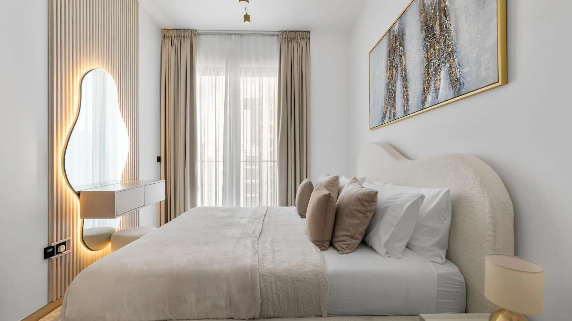 Modern 1Br Apartment - Jvc - Wifi - Pool - Gym Dubái